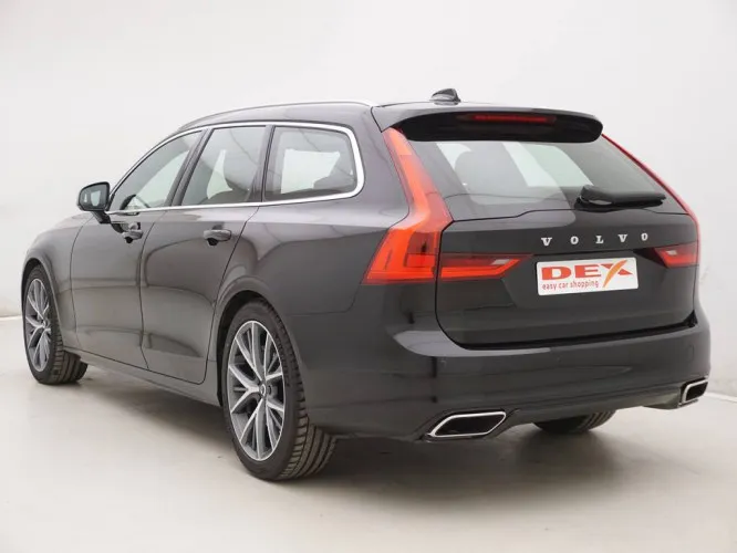 Volvo V90 2.0 T4 190 Geartronic R-Design + GPS + Leder/Cuir Sport Seats + LED Lights + Harman/Kardon Image 4