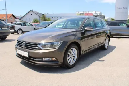 Volkswagen Passat Variant 1.6 TDi DSG *NAVIGACIJA,KAMERA*